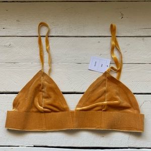 Urban Outfitters Intimates & Sleepwear - Urban Outfitters Velvet Bralette Urban Outfitters Intimates & Sleepwear - Urban Outfitters Velvet Bralette